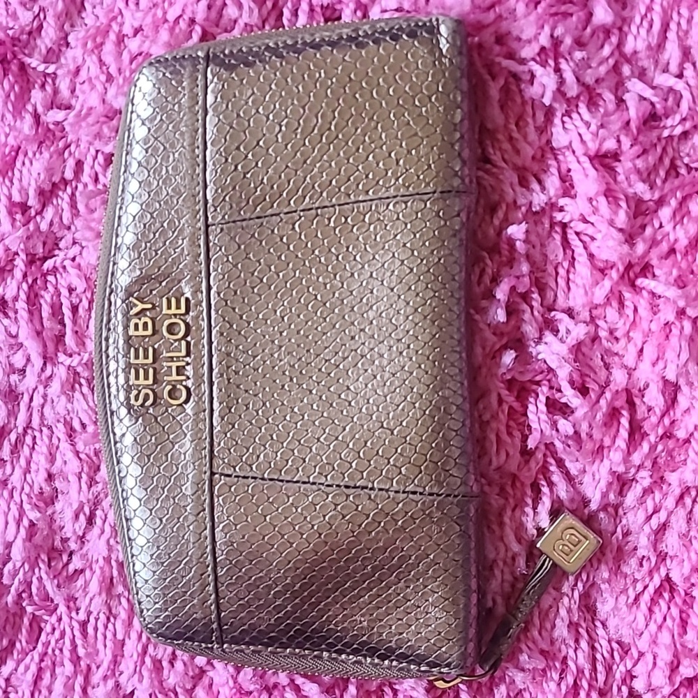 See by CHLOE zip wallet with cube zipper pull